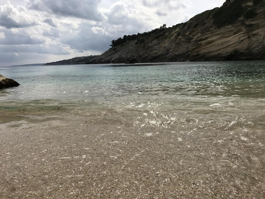 Camping Porto Miggiano Santa Cesarea Terme Exterior foto